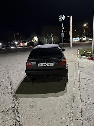 Volkswagen: Volkswagen Golf: 1993 г., 1.6 л, Бензин, Хэтчбэк — 4