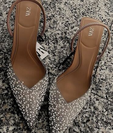 турецкая женская обувь больших размеров: Туфли, 38, Zara, Новый, цвет - Бежевый