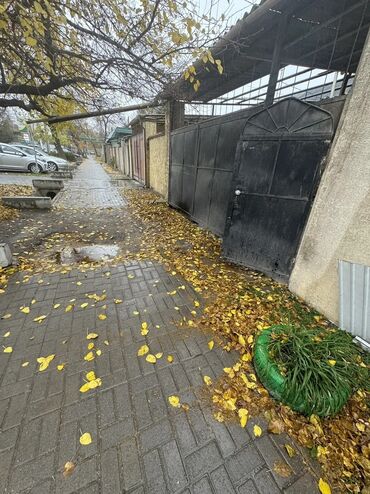 сдаю дом с выкупом: 80 м², 3 комнаты, Утепленный, Забор, огорожен