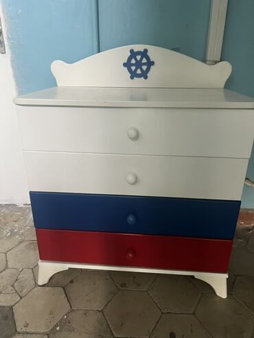 Mebel: Güzgüsüz