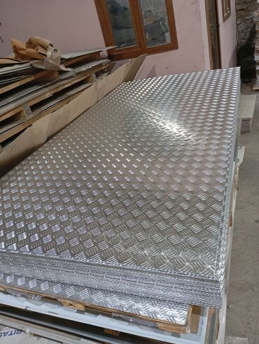 Digər metal məhsullar: Məhsul: Alüminium naxışlı (romb/şahmat) təbəqə – “checker plate” — 4