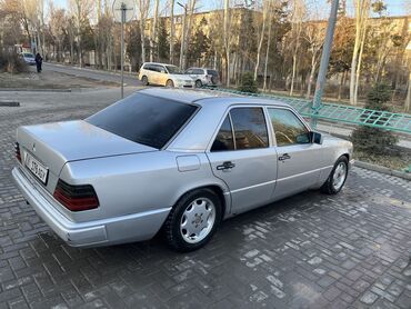 Mercedes-Benz: Mercedes-Benz W124: 1993 г., 2.9 л, Механика, Дизель, Седан