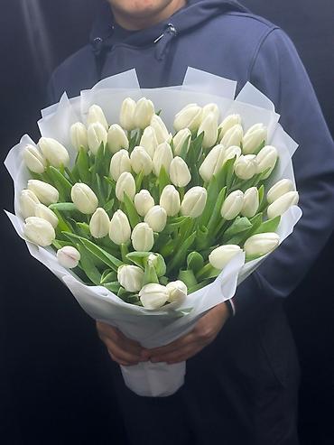 Букеты из живых цветов: - Профессиональная флористическая сборка и гармоничные цветовые — 1