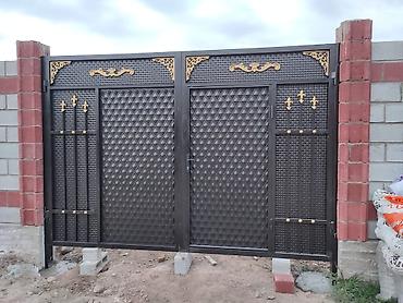 Кованые металлические ворота с калиткой - Материал: сталь, кованые at lalafo.kg Кованые металлические ворота с калиткой - Материал: сталь, кованые