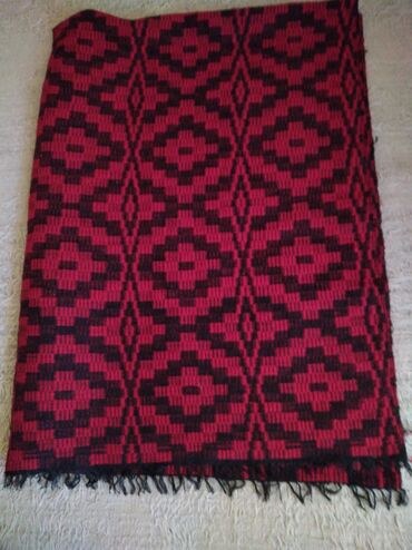 polovni cupavi tepisi prodaja: Oriental rugs, Rectangle, color - Red