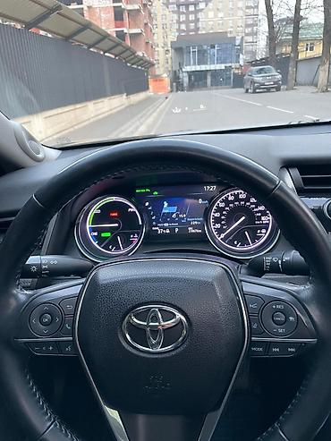 Toyota: Toyota Camry: 2018 г., 2.5 л, Гибрид — 9