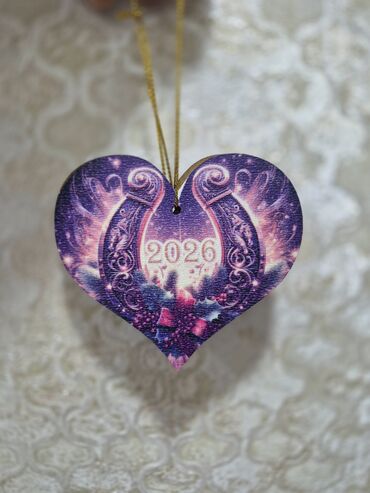 Yeni il oyuncaqları və bəzəkləri: Yeni il üçün əl işi bəzəklər və qapı asmaları - Temalar: at — 8