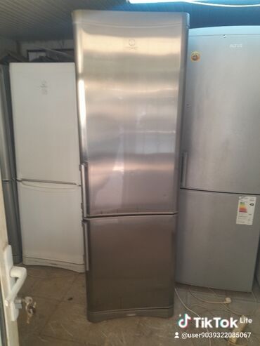 lalafo soyuducu islenmis: İşlənmiş 2 qapılı Electrolux Soyuducu Satılır, rəng - Gümüşü, Təkərli