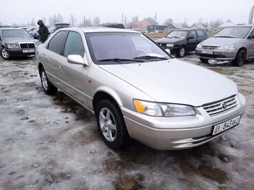 toyota ranx: Toyota Camry: 1999 г., 2.2 л, Механика, Бензин