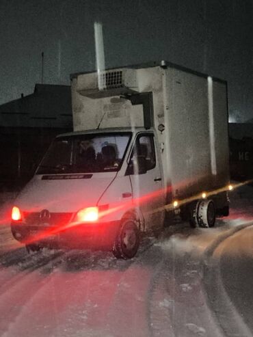 грузовой спринтер двух скат: Легкий грузовик, Mercedes-Benz, Стандарт, 2 т, Б/у