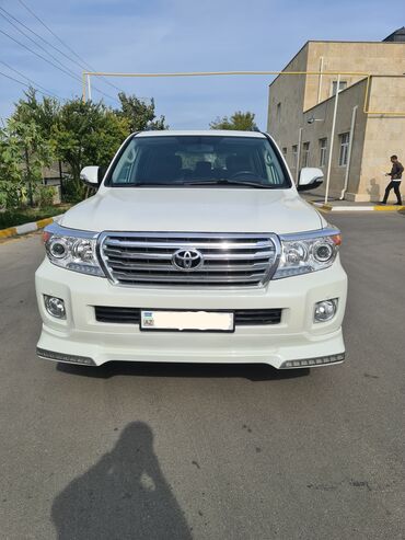 фольксваген пассат с пробегом: Toyota Land Cruiser: 4 l | 2011 il Ofrouder/SUV