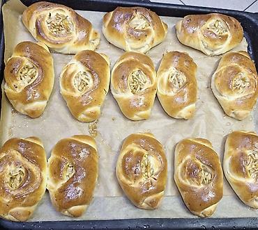 Выпечка, хлебобулочные изделия: Домашняя выпечка — пиражки,беляши,сосиски в тесте Жаренные печенные — 9