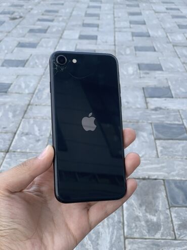 айфон недорогой телефон айфон недорого: IPhone SE 2020, Колдонулган, 64 ГБ, Кара, 78 %