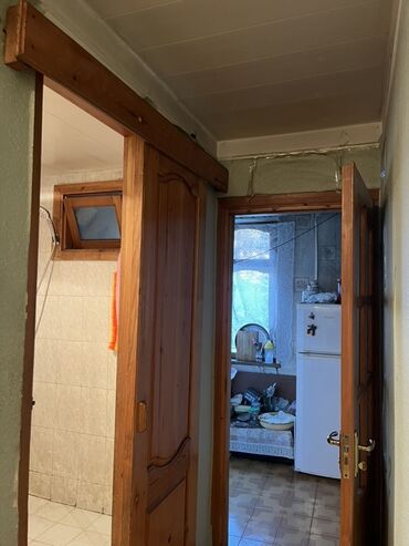 Köhnə tikili: Bakı, 7-ci mikrorayon, 1 otaqlı, Köhnə tikili, m. Azadlıq Prospekti, 35 kv. m — 8