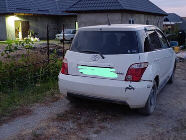 авто газ на выезд бишкек: Toyota ist: 2004 г., 1.3 л, Бензин, Хэтчбэк