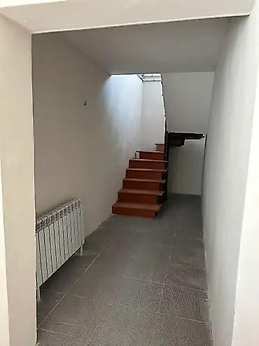 Аренда цехов, заводов и фабрик: Панфилова Сдается помещение под швейный цех Площадь: 330м2 Этаж: 1 — 2