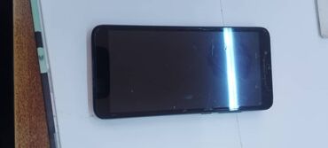 купить телефон бэушный: Xiaomi, Redmi 7A, Б/у, 32 ГБ, цвет - Черный