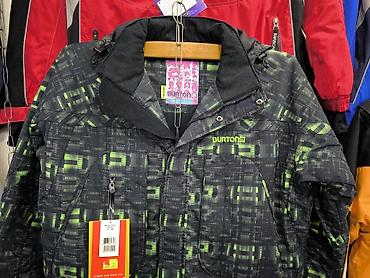 мужской горнолыжный костюм: Костюм, Burton, 2XL, Новый, С утеплителем, Вентиляционные клапаны, Внутренние и внешние карманы, Высокая посадка штанов — 1