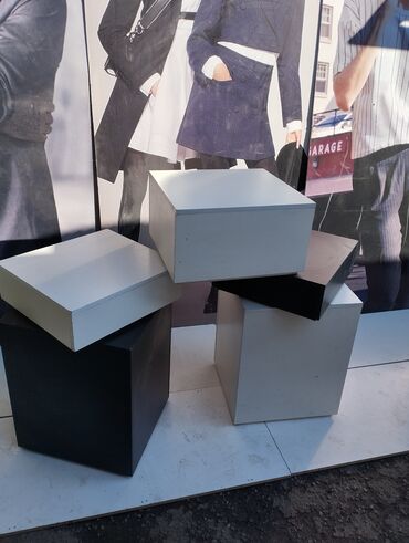 Торговля: Продаю оборудование,мебель в связи закрытием магазина одежды есть всё — 11