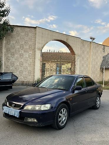 Honda Accord: 2000 г., 2 л, Автомат, Бензин, Седан at lalafo.kg Honda Accord: 2000 г., 2 л, Автомат, Бензин, Седан