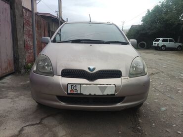 Toyota: Toyota Vitz: 2000 г., 0.9 л, Автомат, Бензин, Хэтчбэк
