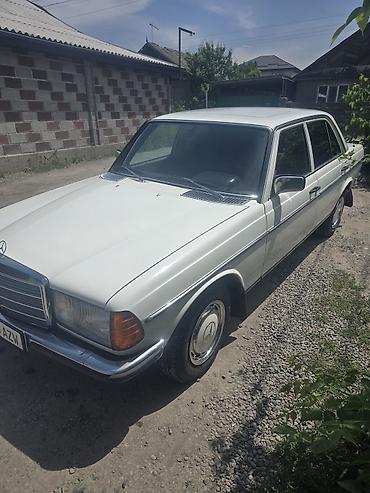 w124 e320: Mercedes-Benz W123: 1985 г., 2.3 л, Автомат, Бензин — 4