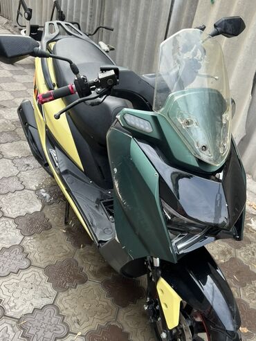 Скутеры: Макси-скутер Yamaha, 180 куб. см, Бензин, Б/у — 11