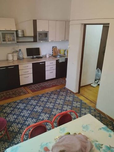 Продажа квартир: 1 комната, 40 м², Сталинка, 1 этаж, Косметический ремонт