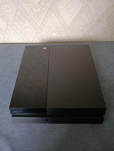Sony PlayStation: Прошитый Playstation 4,с двумя джойстиками и всеми нужными проводами — 5