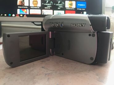 digitalna kamera: SONY digitalni kamkoder, DCR-HC27E/HC28E