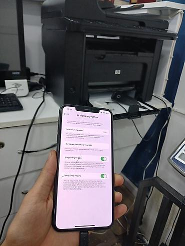 xs max 128 gb: IPhone Xs Max, 64 GB, Space Gray, Simsiz şarj — 3