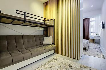 hostel osh: 2 комнаты, Цум, Банные принадлежности, Интернет, Wi-Fi, Парковка — 7