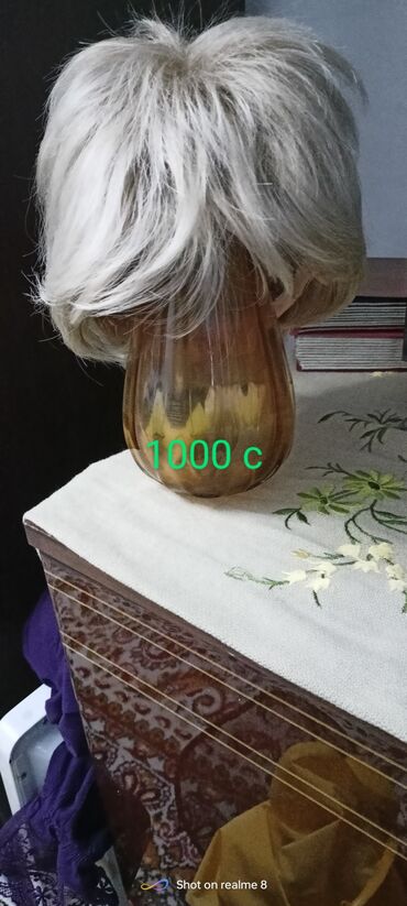 парики из натуральных волос бишкек: Продаю парик по 1000 новые и 500 с б/у