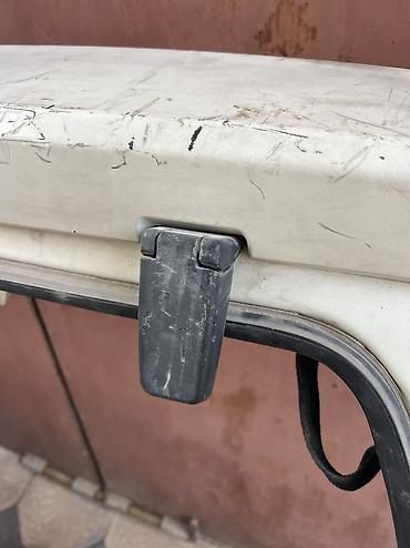 Крышки багажника и комплектующие: Крышка багажника Infiniti, 2010 г., Б/у, Оригинал — 6