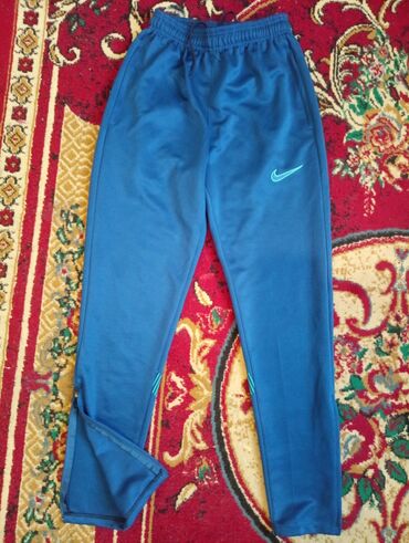 мужские брюки nike: Брюки S (EU 36), цвет - Синий