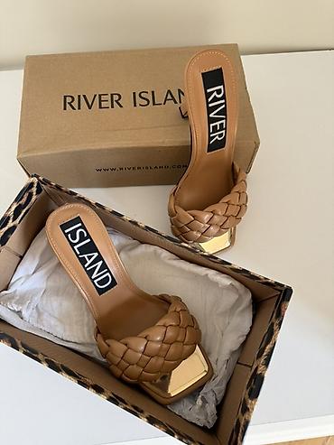 deri plas: River Island qadın sandaleti - Model: açıq burunlu, kvadrat ön hissə — 3