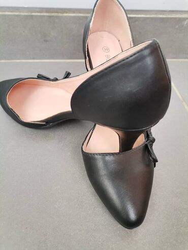 Salonke: Salonke, 39 — 4