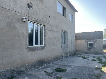 дом не дорогой: 80 кв. м, 4 бөлмө