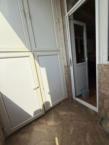 Sifarişlə qonaq dəstləri: Satılır: mənzilin geniş zalı və dəhlizi üçün nəzərdə tutulmuş daxili — 14
