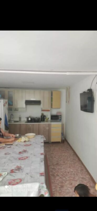 сдаётся частный дом: 55 м², 3 комнаты, Парковка, Забор, огорожен at lalafo.kg сдаётся частный дом: 55 м², 3 комнаты, Парковка, Забор, огорожен