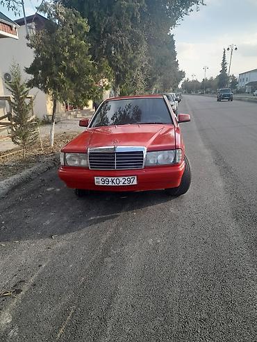 Mercedes-Benz: Mercedes-Benz 190: 2 l | 1993 il — 9