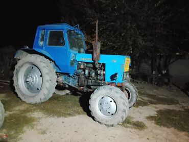 обшивка морнинг: Трактор Беларус МТЗ-821, полноприводный (4х4), кабина закрытого типа