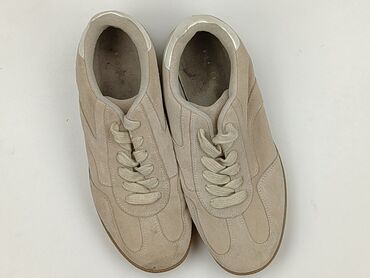 дешеве жіноче взуття: Sneakers for women, size 39