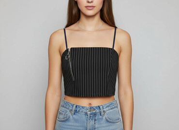 bluzy z cyrkoniami: Boohoo, Top damski, rozmiar S