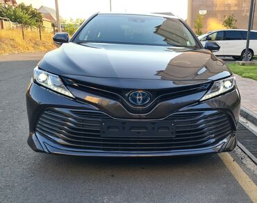 Toyota: Toyota Camry: 2021 г., 2.5 л, Вариатор, Гибрид, Седан