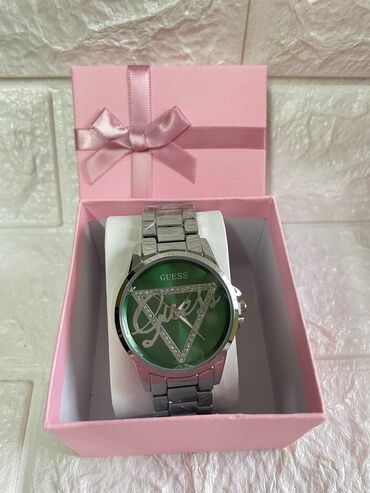 Ručni satovi: Cena: 2700 din (sa kutijom)
Cena:2500 din (bez kutije) — 5