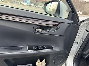 Lexus: Lexus ES: 2015 г., 2.5 л, Гибрид, Седан — 17