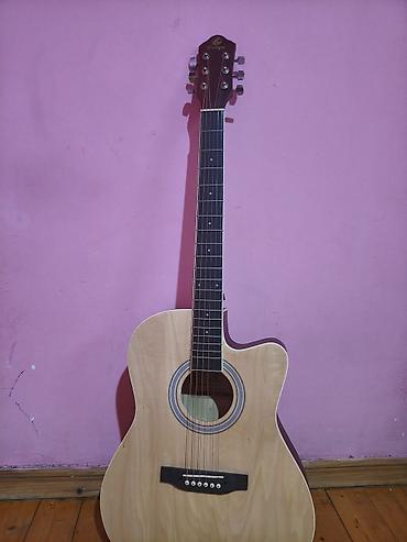 4 струнная гитара маленькая: Akustik gitar – kəsik gövdəli (cutaway) model. - Korpus: təbii açıq — 1