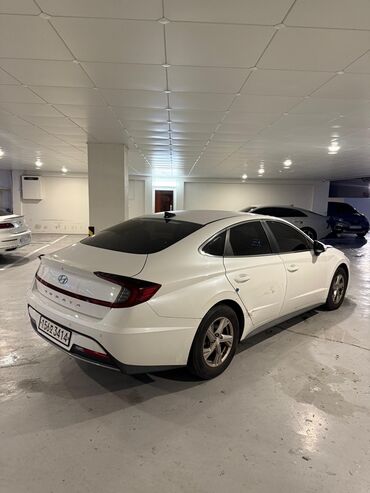 хундай аванте 2005: Hyundai Sonata: 2021 г., Автомат, Седан