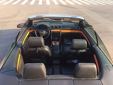 Audi: Audi A4 Cabriolet – kabriolet, fərqli mis-bürünc rəngdə Xarici: - — 6